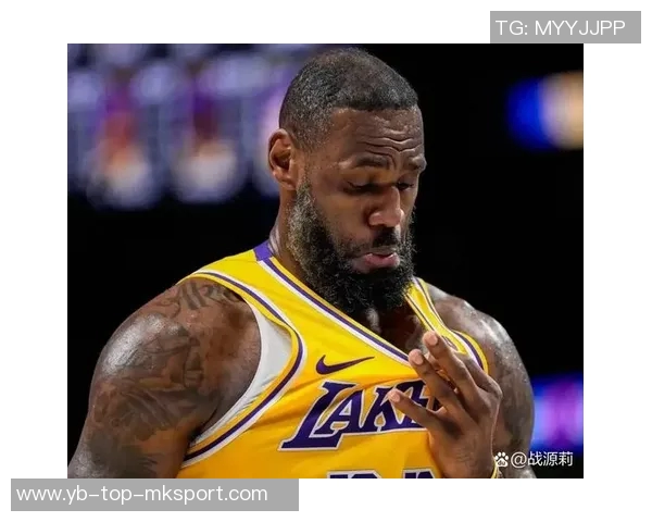 A史密斯质疑詹姆斯关键时刻表现是否与赛前饮酒有关 A史密斯质疑詹姆斯关键时刻表现是否与赛前饮酒有关