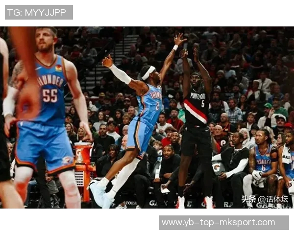 阿夫迪亚首节火力全开6中4砍下12分三分球表现抢眼助力球队领先 阿夫迪亚首节火力全开6中4砍下12分三分球表现抢眼助力球队领先