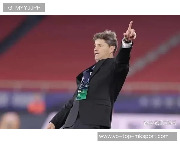 三镇新任主帅莫拉强调将根据球员特点制定战术追求进攻风格不变